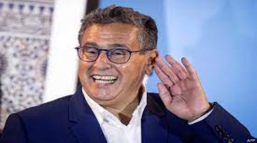 عزيز أخنوش يدعو النقابات التعليمية الى طاولة الحوار