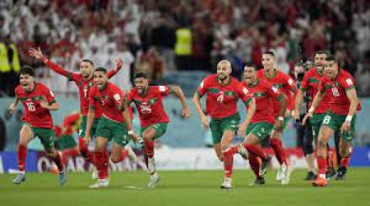  تكريم المنتخب الوطني لكرة القدم بجائزة أفضل منتخب وطني لكرة القدم بالقارة الافريقية بالقاهرة
