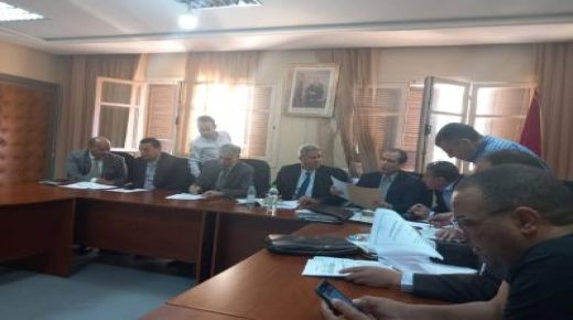 المجلس الجماعي لميدلت يعقد دورة استثنائية ويصادق على مشاريع هامة لتطوير المدينة.